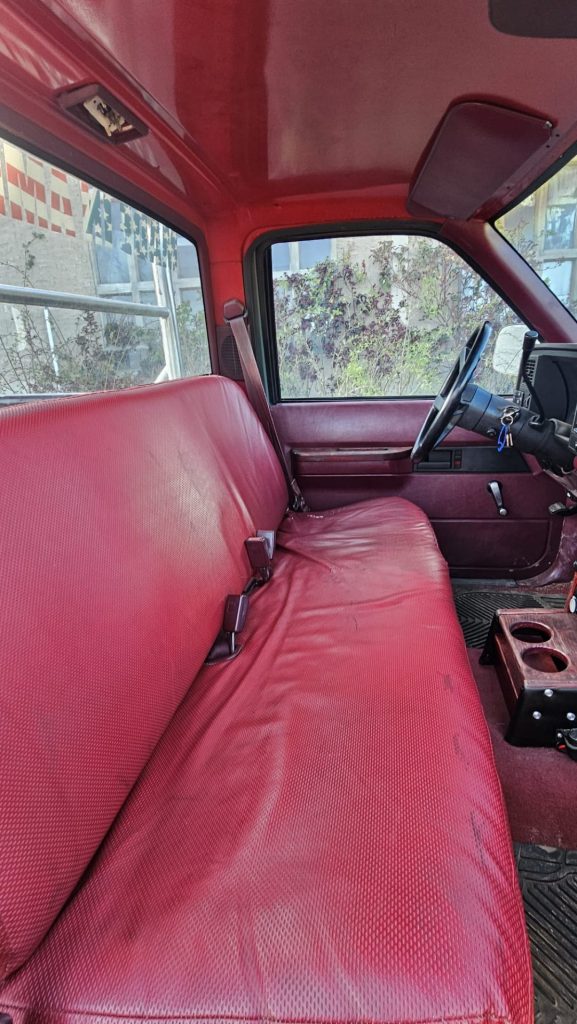 GMC C2500 / C2500 / TÜV NEU / 6,2 Liter Diesel V8