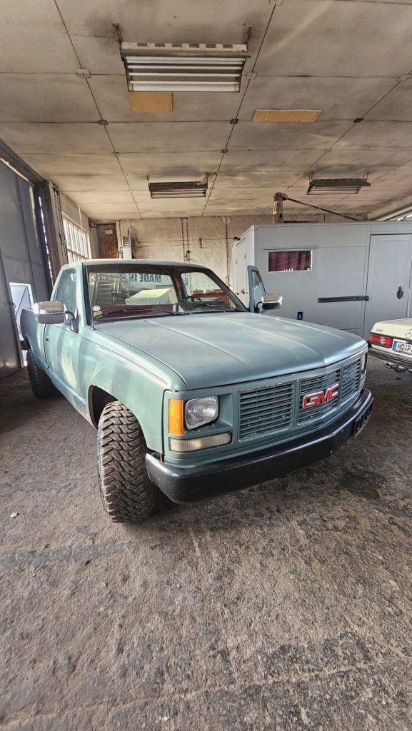 GMC C2500 / C2500 / TÜV NEU / 6,2 Liter Diesel V8