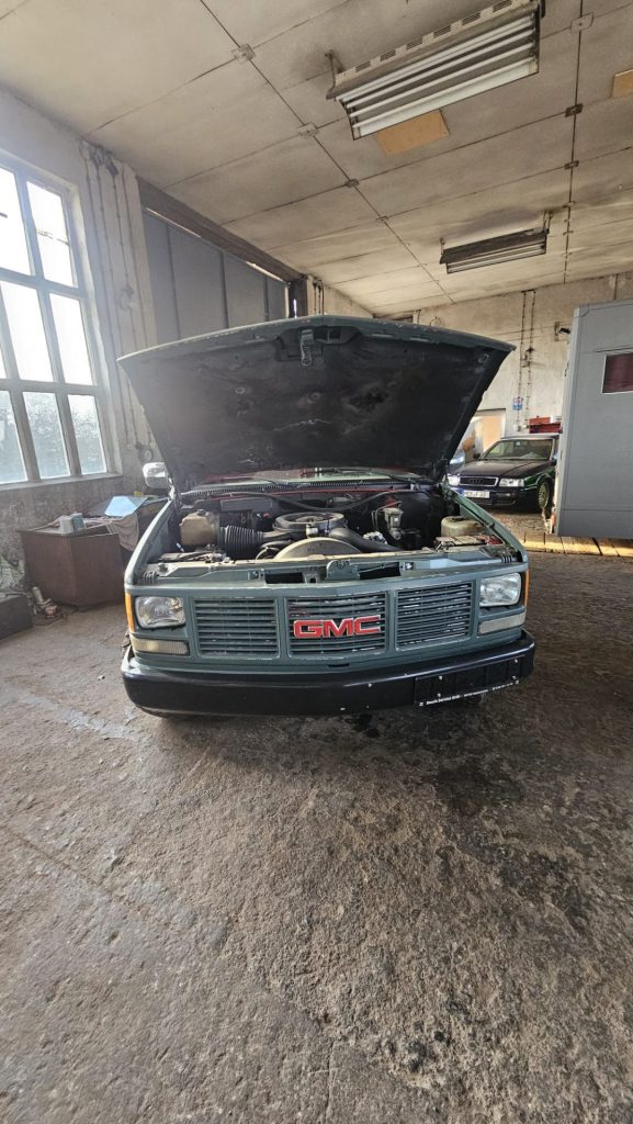 GMC C2500 / C2500 / TÜV NEU / 6,2 Liter Diesel V8