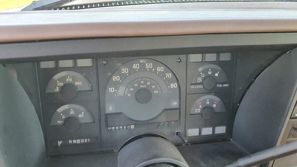 Chevrolet C2500 mit H Zulassung V8 – 1988