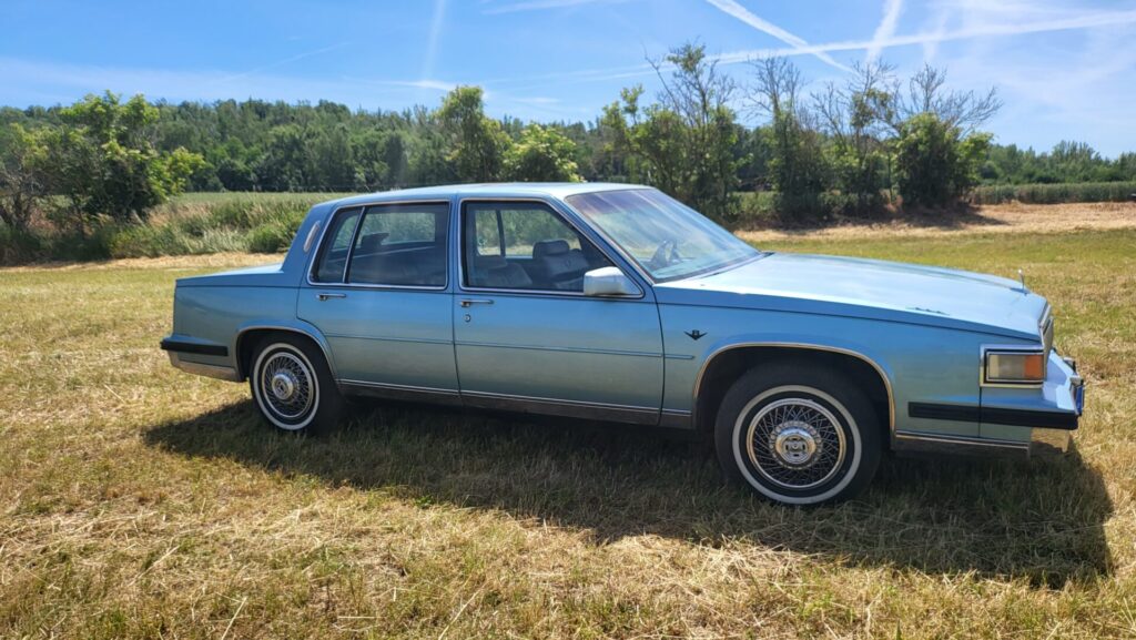 Cadillac Coupe De Ville – Fleewood