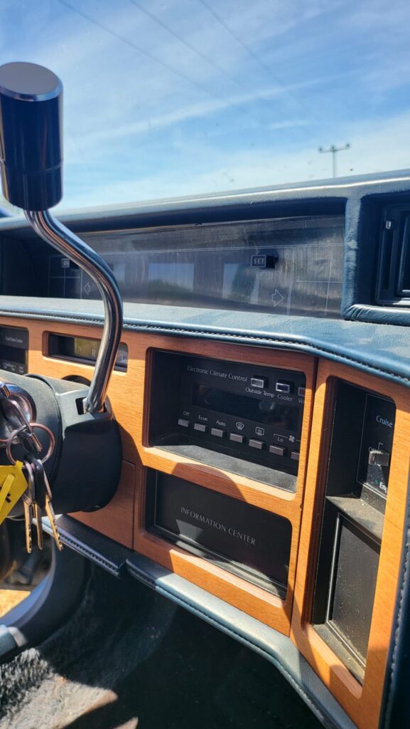Cadillac Coupe De Ville – Fleewood