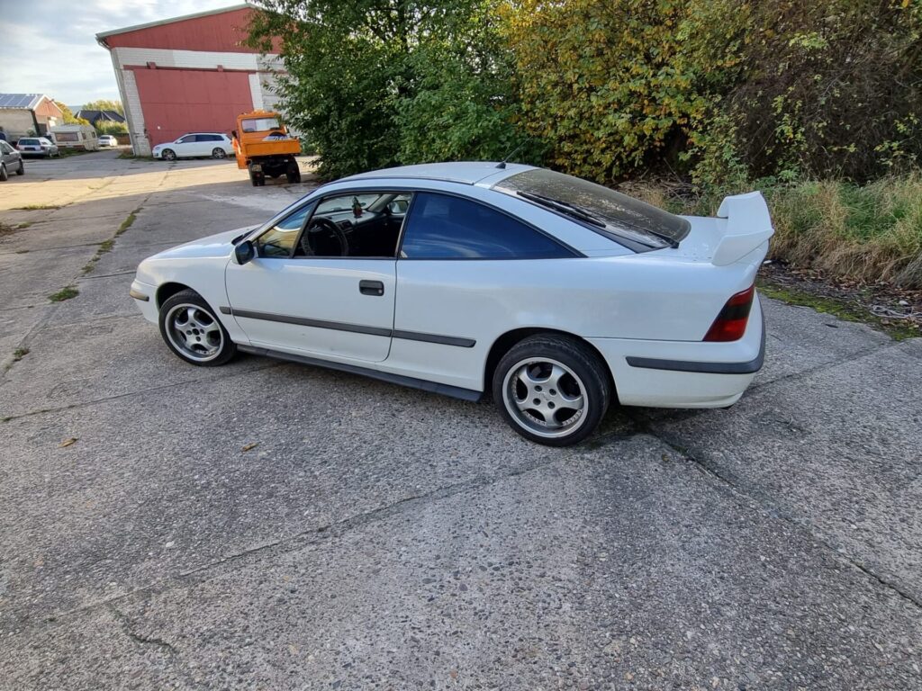 Opel Calibra 2.0L – Automatik – 115PS – Oldtimer