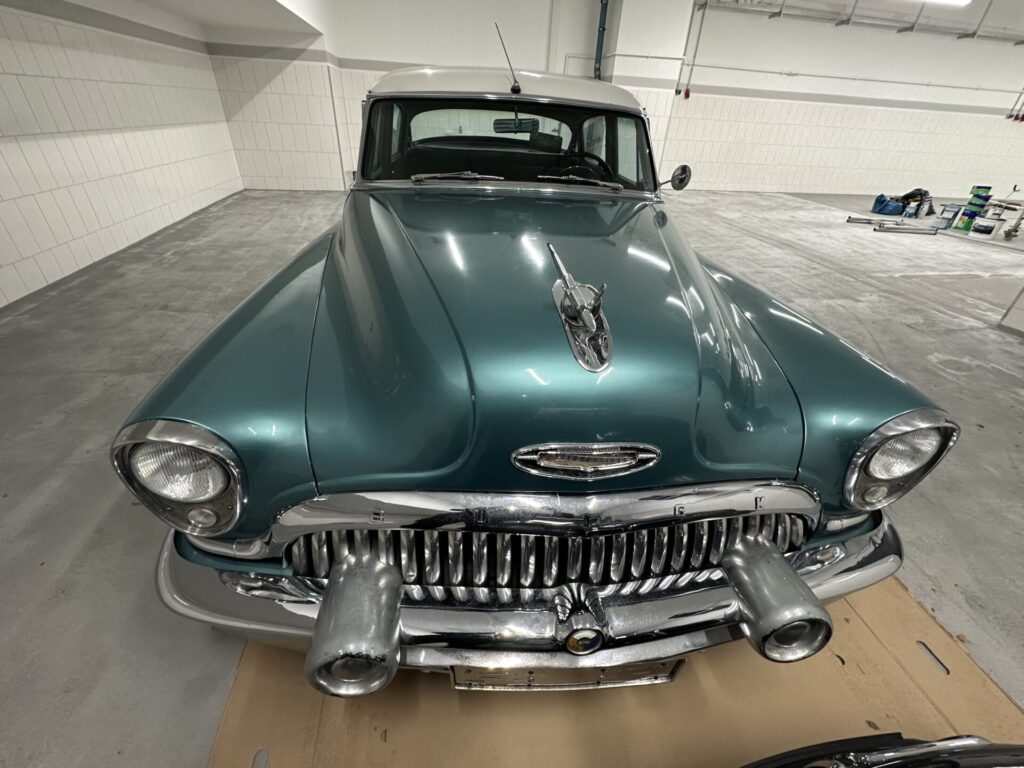 „Buick Eight Special Deluxe 1953 – Traumhafter US-Oldtimer“