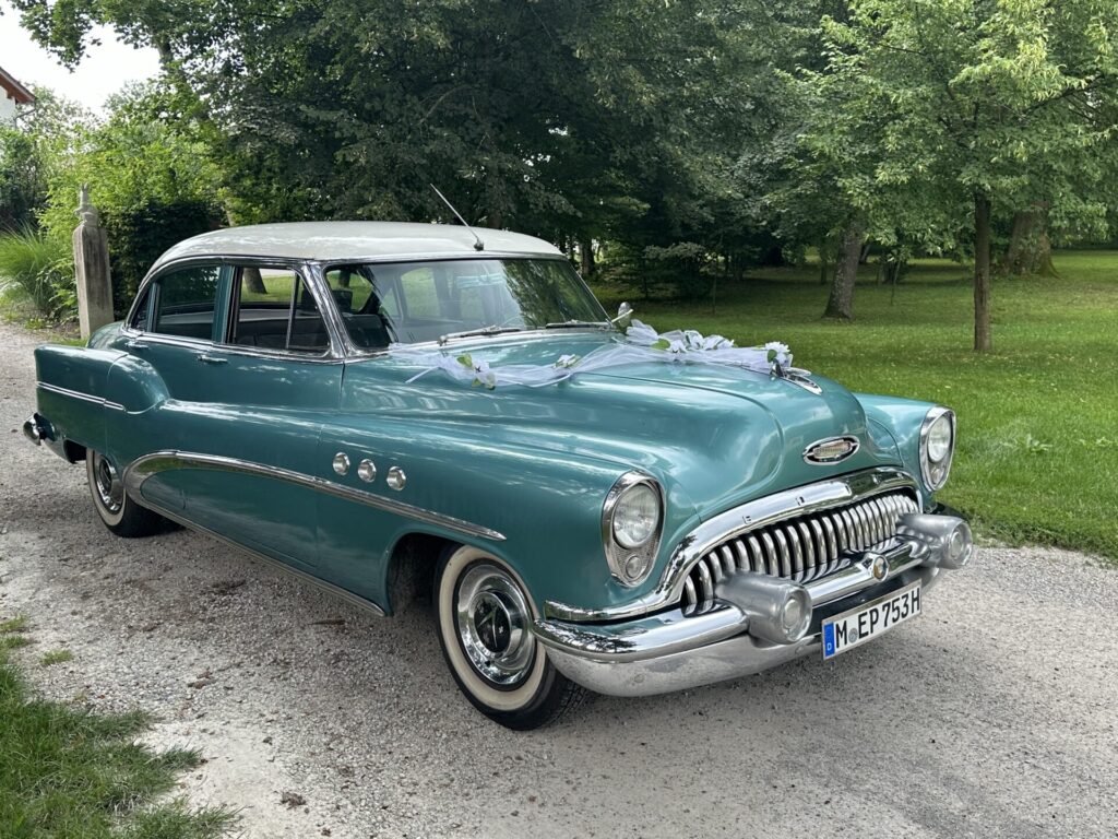 „Buick Eight Special Deluxe 1953 – Traumhafter US-Oldtimer“