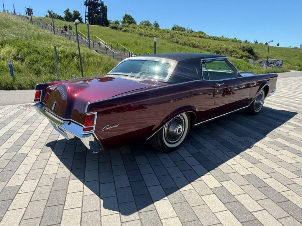 Lincoln Continental MarkIII – 7,5 Liter V8 – Sammlerzustand