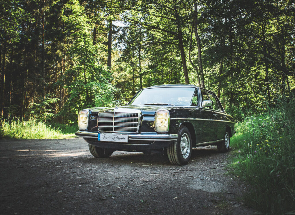 Mercedes-Benz W115 240 D /8