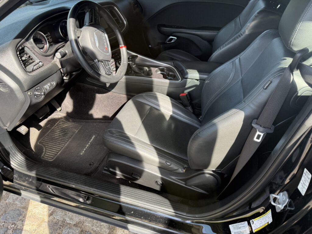 Dodge Challenger rt