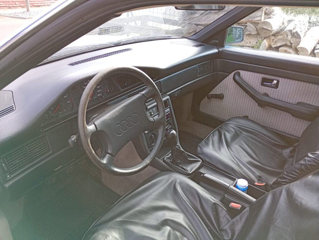 Audi 100 c3