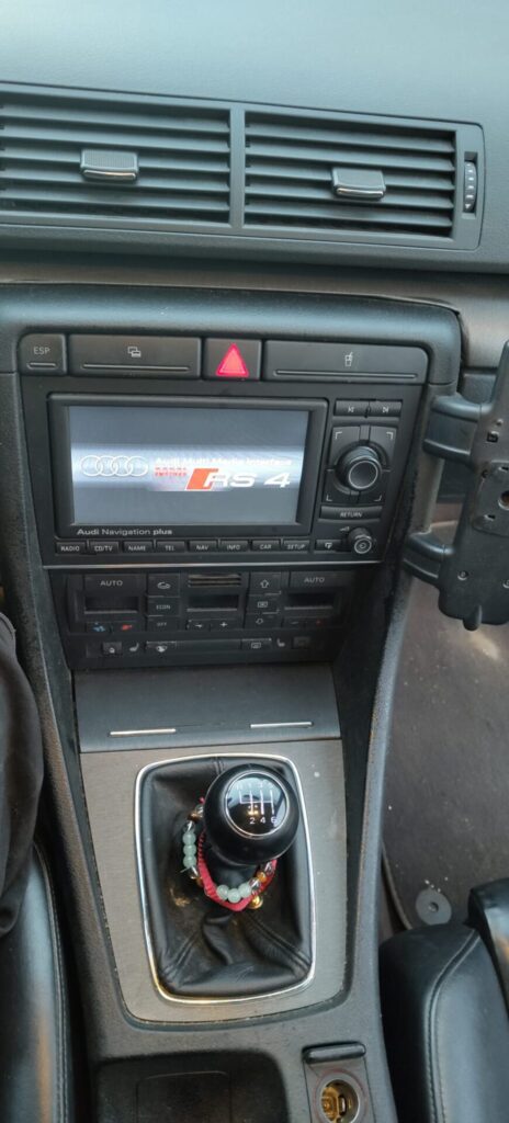 Audi s4 b6 V8 Avant Handschaltung notverkauf