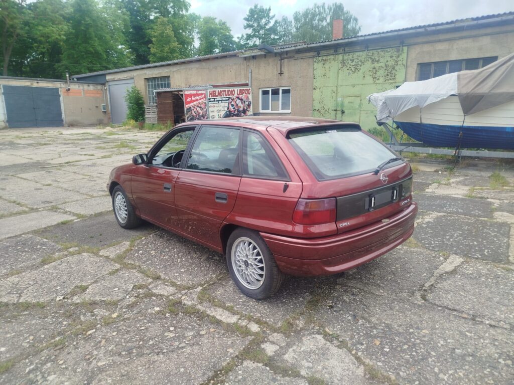 Opel Astra F