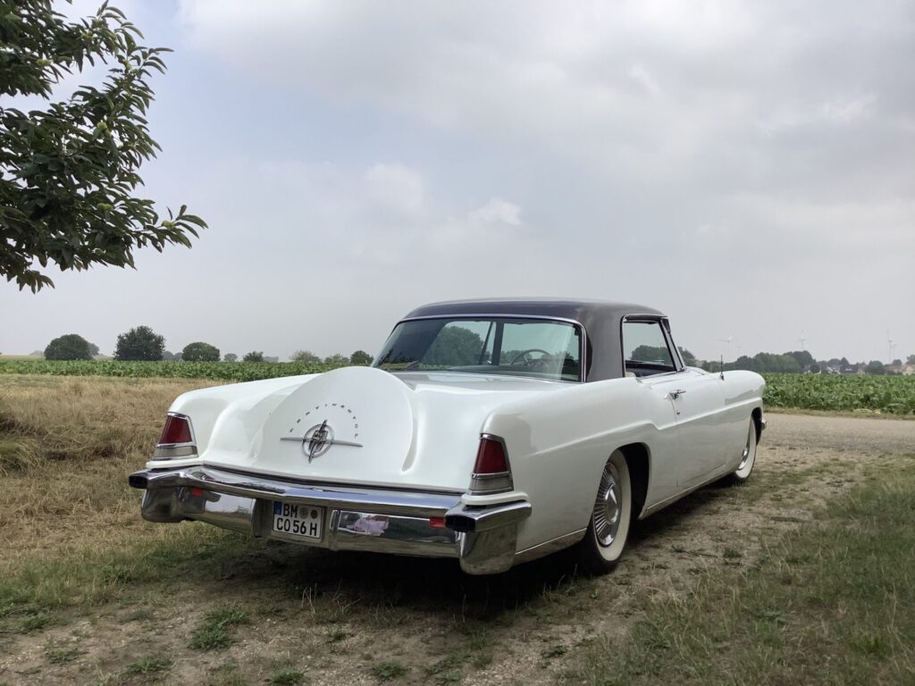 Continental Mark 2 (Lincoln)