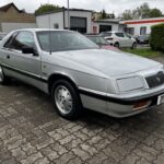 Oldtimer Chrysler Le Baron 2.2 Turbo Coupe 1988 zum Verkauf bei TauschGarage – Ansicht 4