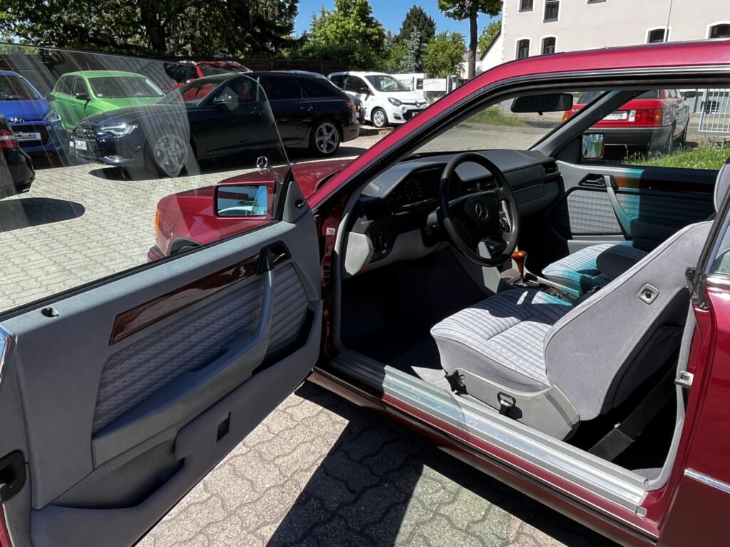 Mercedes-Benz 300 CE *guter Zustand*H-Abn.*HU+AU neu*Automatik