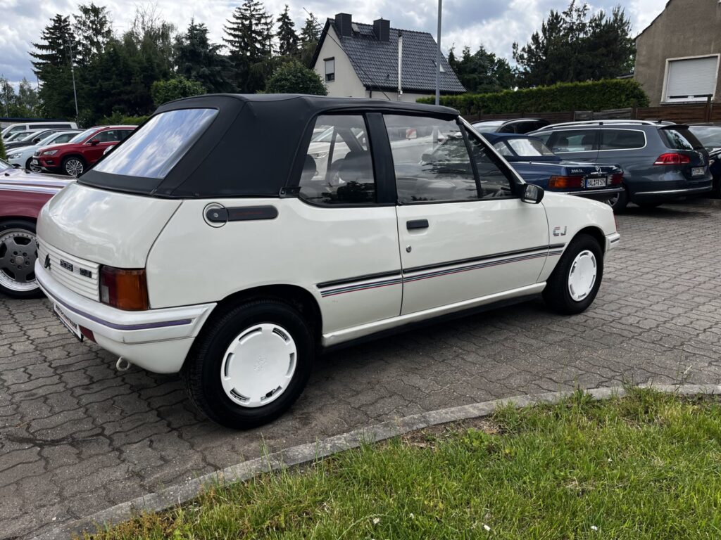 Peugeot 205 CJ Cabrio 1.4 *H-Abn.*HU+AU 06/2028*man.Verdeck