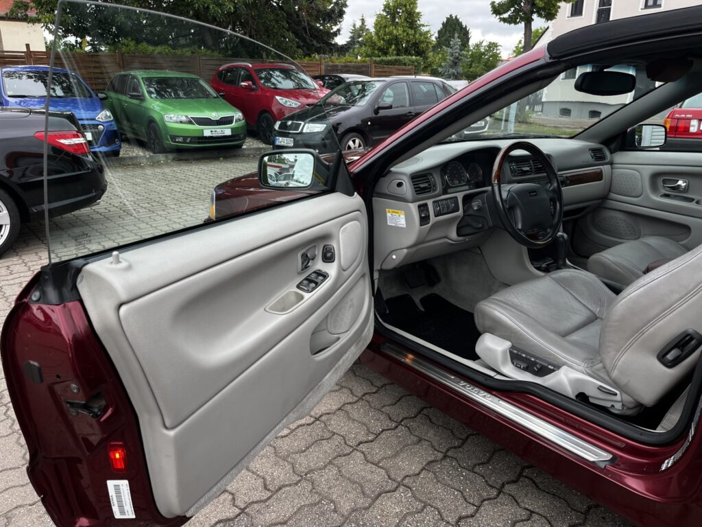 Volvo C70 Cabriolet 2.4 *HU+AU neu*Leder*Automatik*Klima*guter Zustand