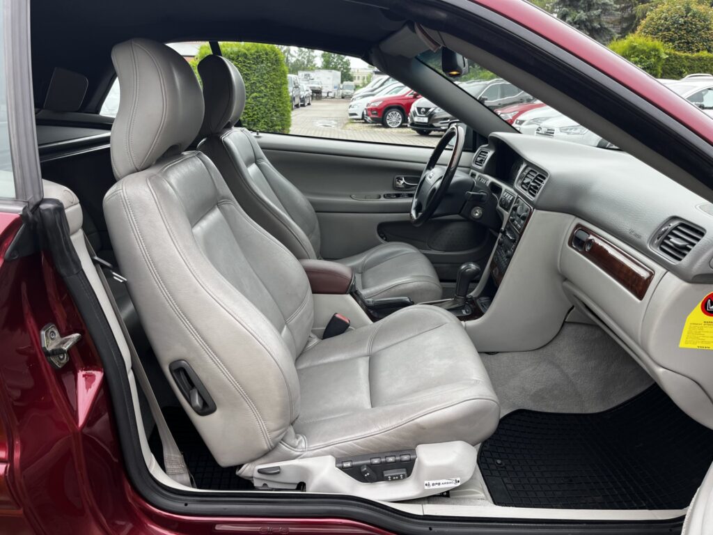 Volvo C70 Cabriolet 2.4 *HU+AU neu*Leder*Automatik*Klima*guter Zustand