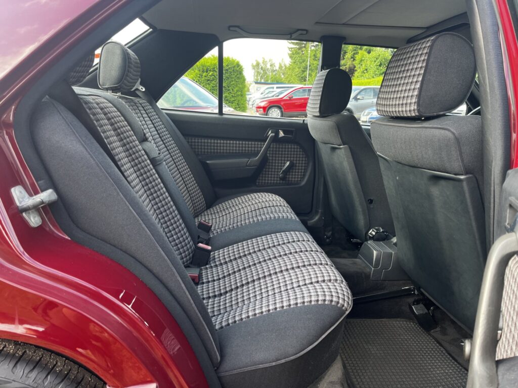 Mercedes-Benz 190 D 2.0 (W201) *2.Hd.*H-Abn.*HU+AU neu*5-Gang