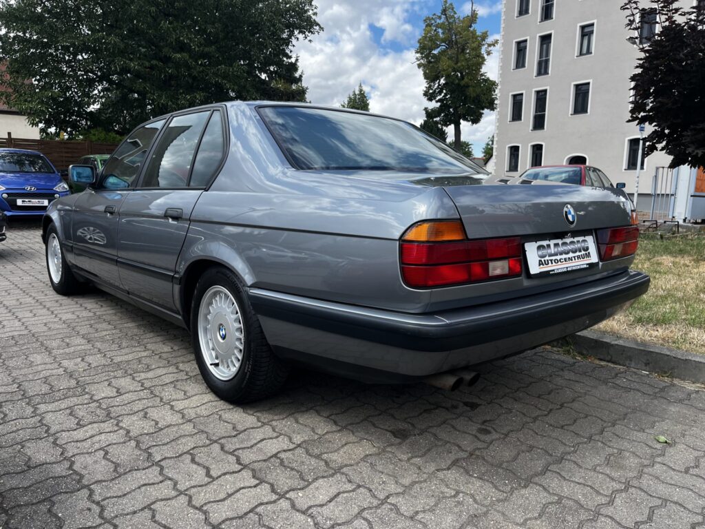 BMW 730i R6 (E32) *H-Abn.*HU+AU 12/2026*Automatik*Klima