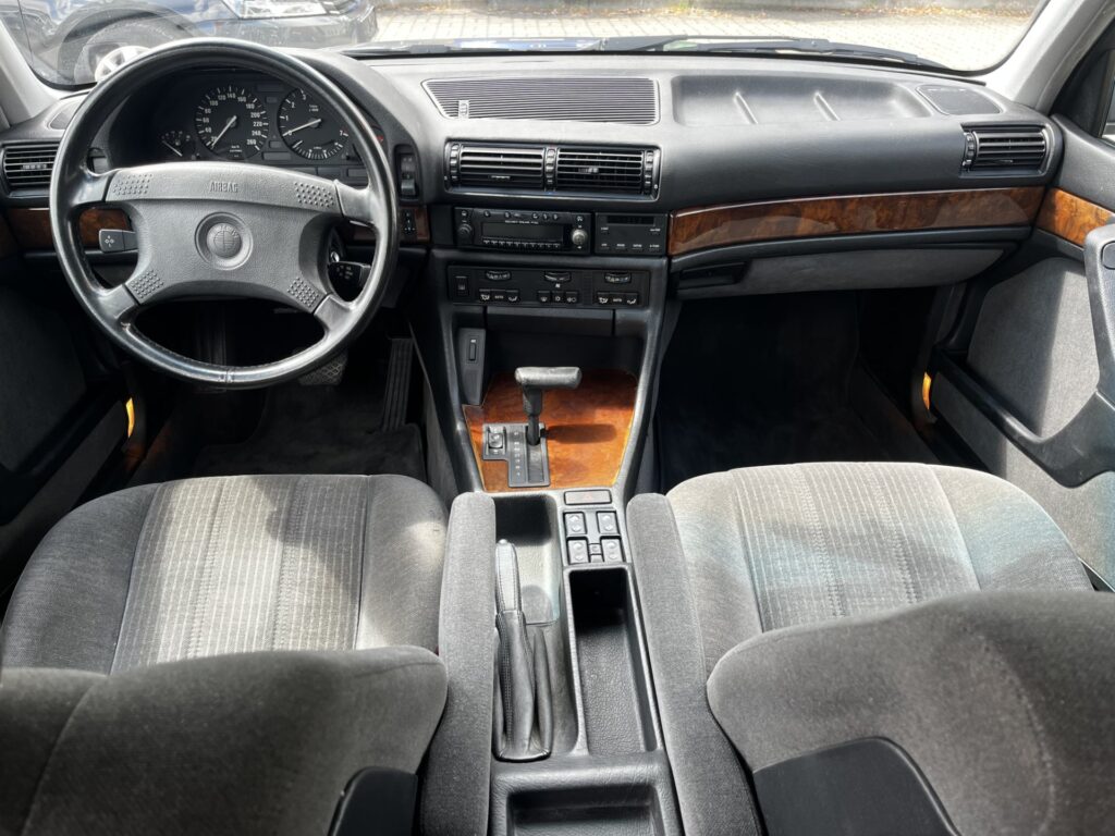 BMW 730i R6 (E32) *H-Abn.*HU+AU 12/2026*Automatik*Klima