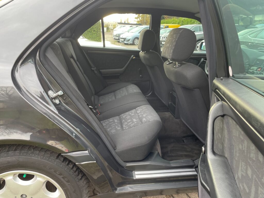 Mercedes-Benz C180 (W202) *2.Hd.*Klima*HU+AU neu*gepflegter Zustand
