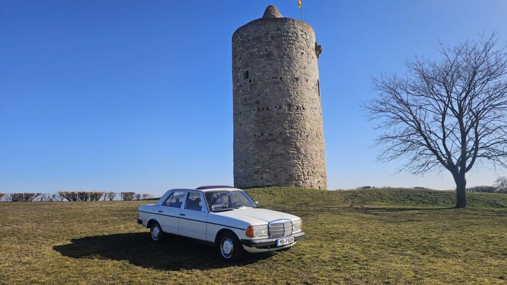 Mercedes W123 / H Zulassung / TÜV NEU / 220E