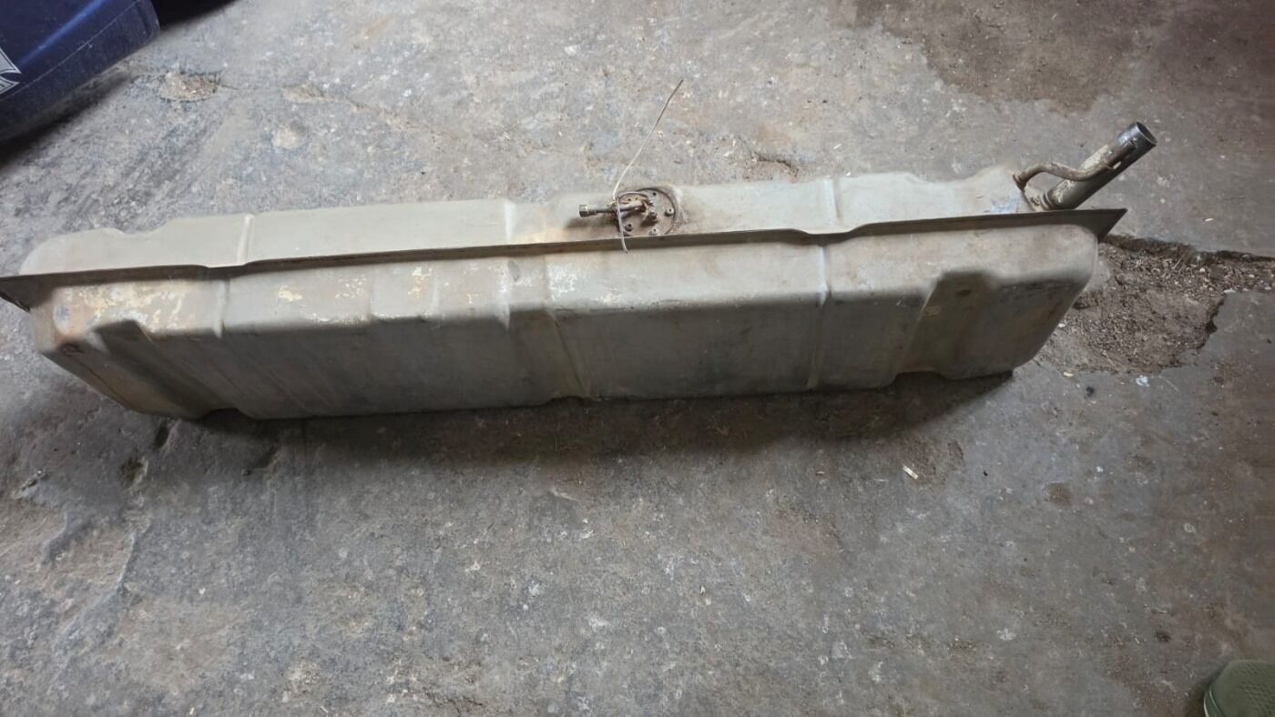 Chevrolet C3100 Original Tank