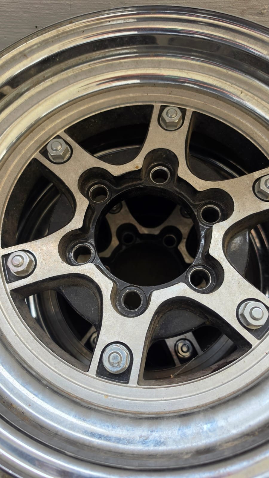 Bild vergrößern 4 Alufelgen 7x15 Zoll 6x139,7 (6x5,5") Chevrolet GMC Toyota Nissan Pickup