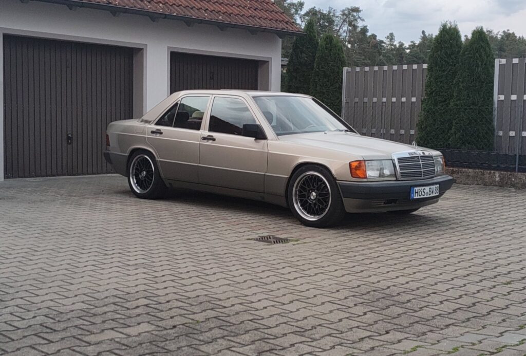 Mercedes 190e