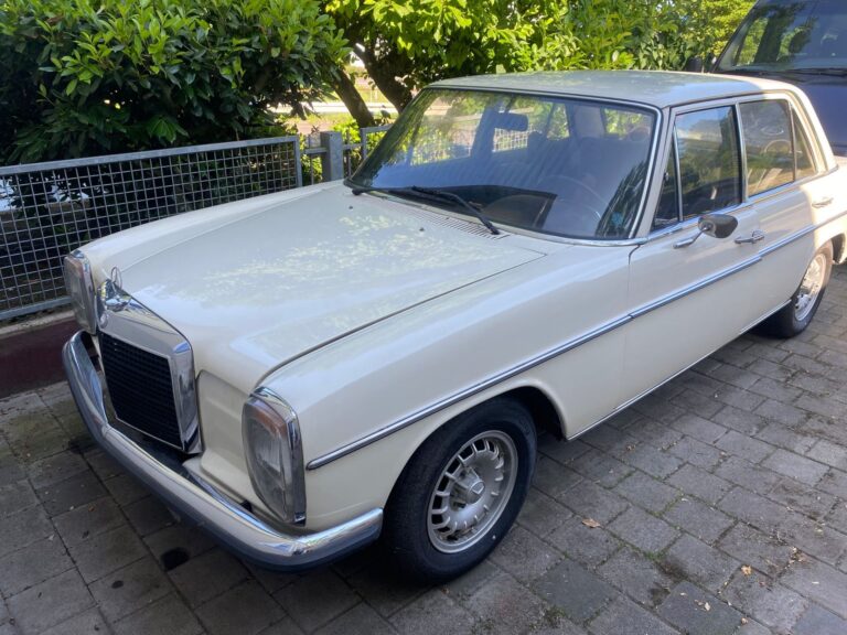 Mercedes Benz 230/8, Bj. 1971, OLDTIMER