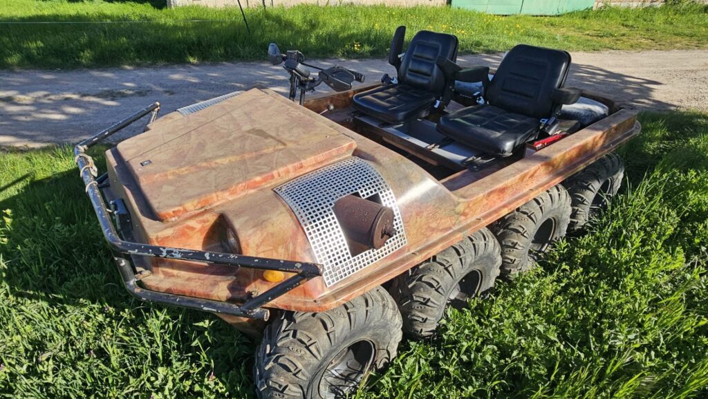 Kazuma Mammoth 800 / 8×8 Amphibienfahrzeug