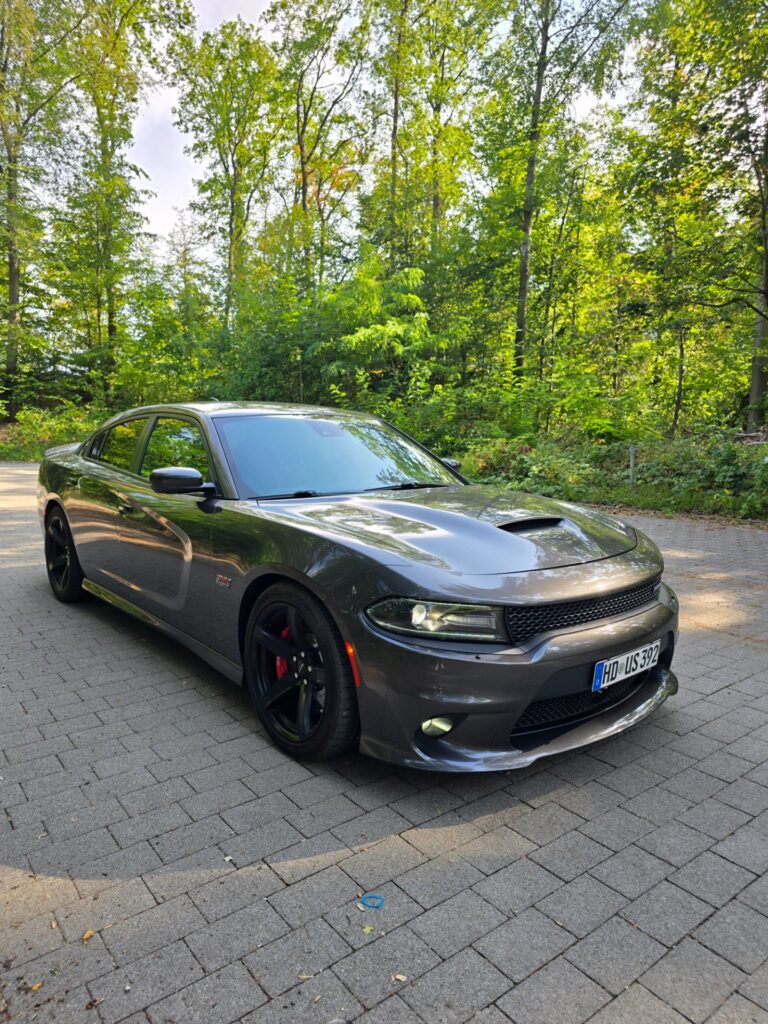 Dodge Charger 6.4 SRT 392