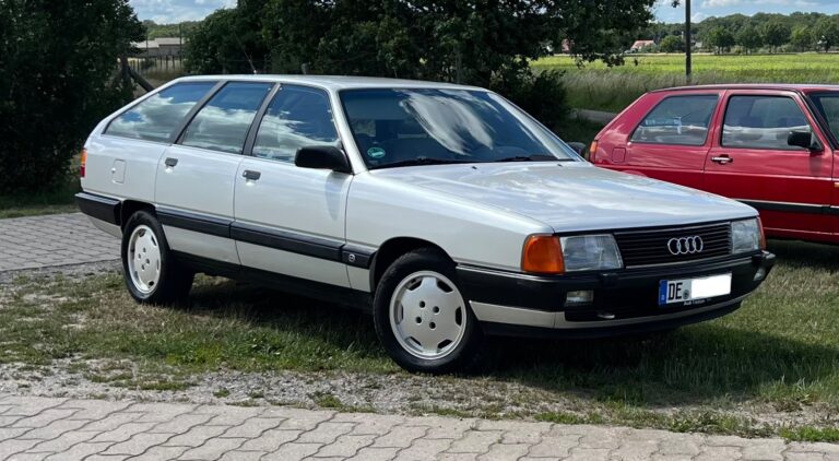 Audi 100 Avant 2,3E Fünfzylinder